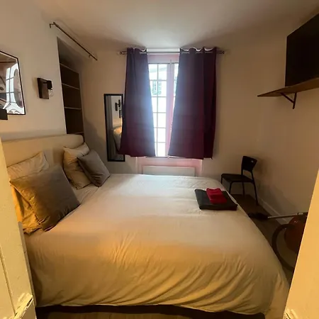 Apartament Petit Dupleix Atypique Porte Maillot F3 *